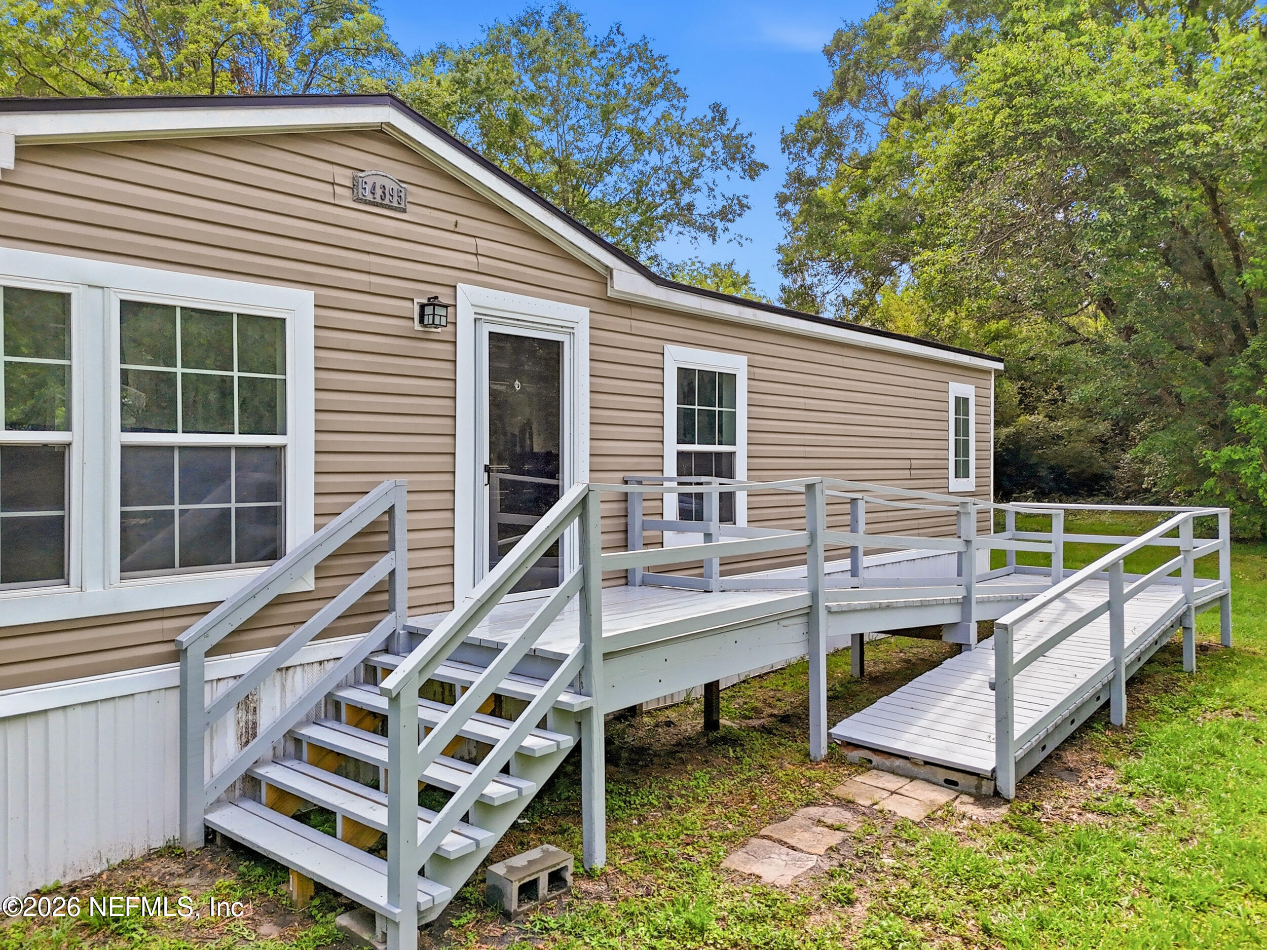 54395 Vontz Road East Callahan, FL 32011 - Photo 2 of 38 54395 vontz cir-002