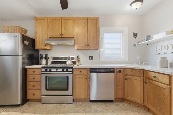 $339,000 | 3236 Park Avenue, Brookfield, IL 60513