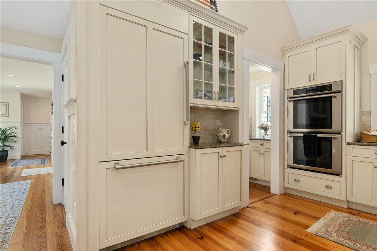 112 Tisquantum Road Chatham, MA 02633 - Photo 12 of 41 027-112Tis-127