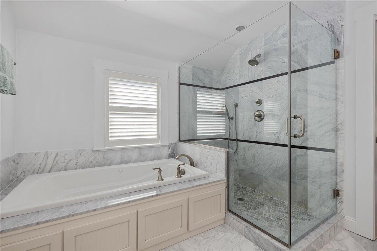 112 Tisquantum Road Chatham, MA 02633 - Photo 22 of 41 054-112Tis-154