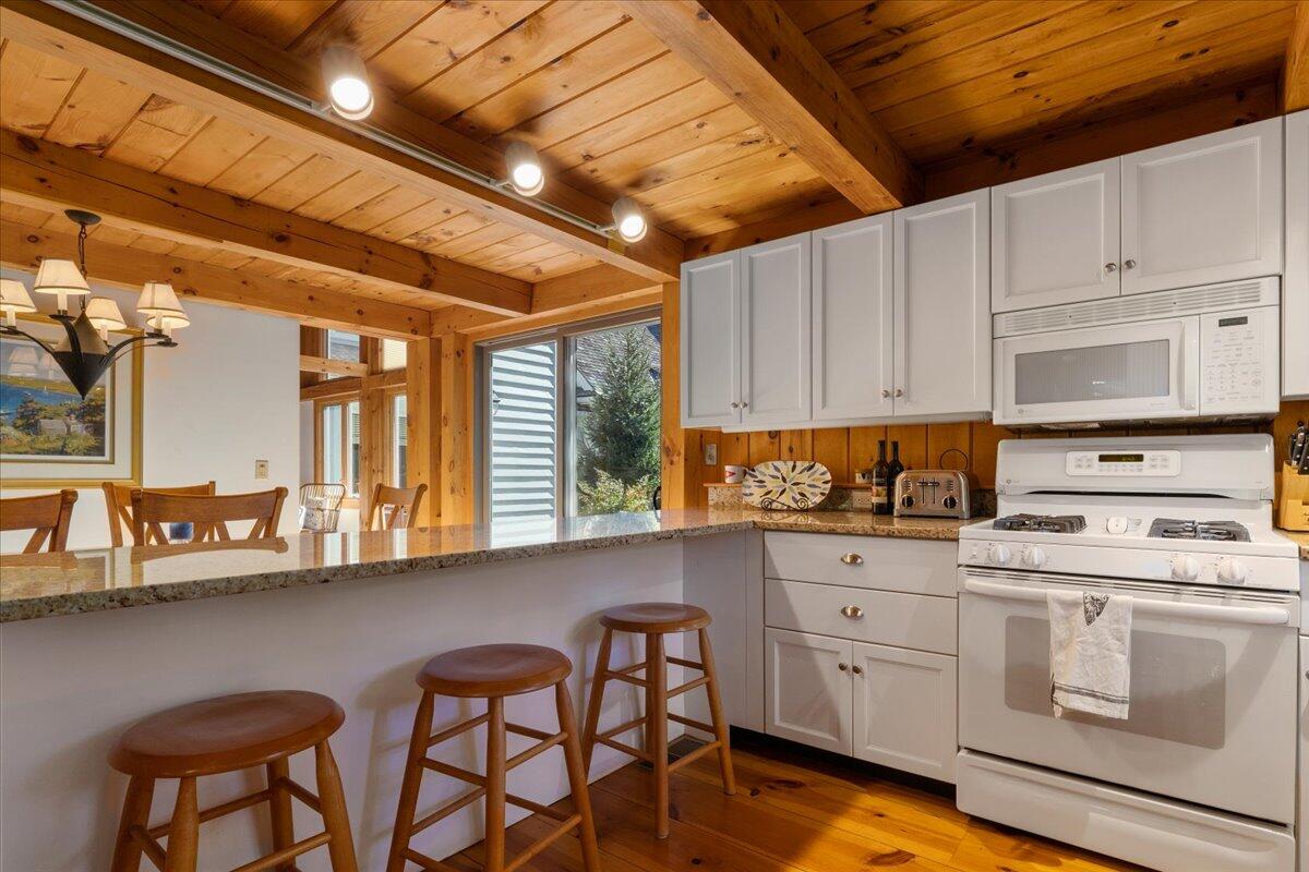 112 Tisquantum Road Chatham, MA 02633 - Photo 29 of 41 068-112Tis-168