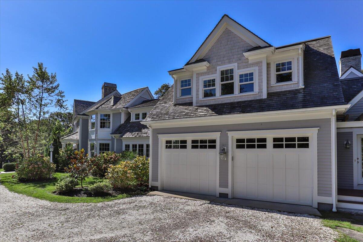 112 Tisquantum Road Chatham, MA 02633 - Photo 3 of 41 010-112Tis-110