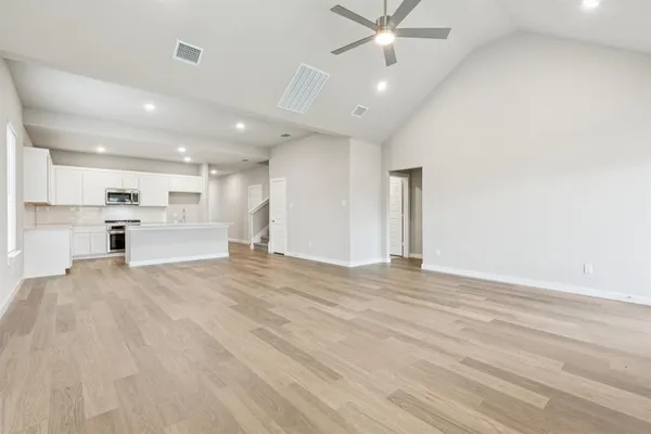 $409,990 | 1066 Dewy Lk Place, Lavon, TX 75166