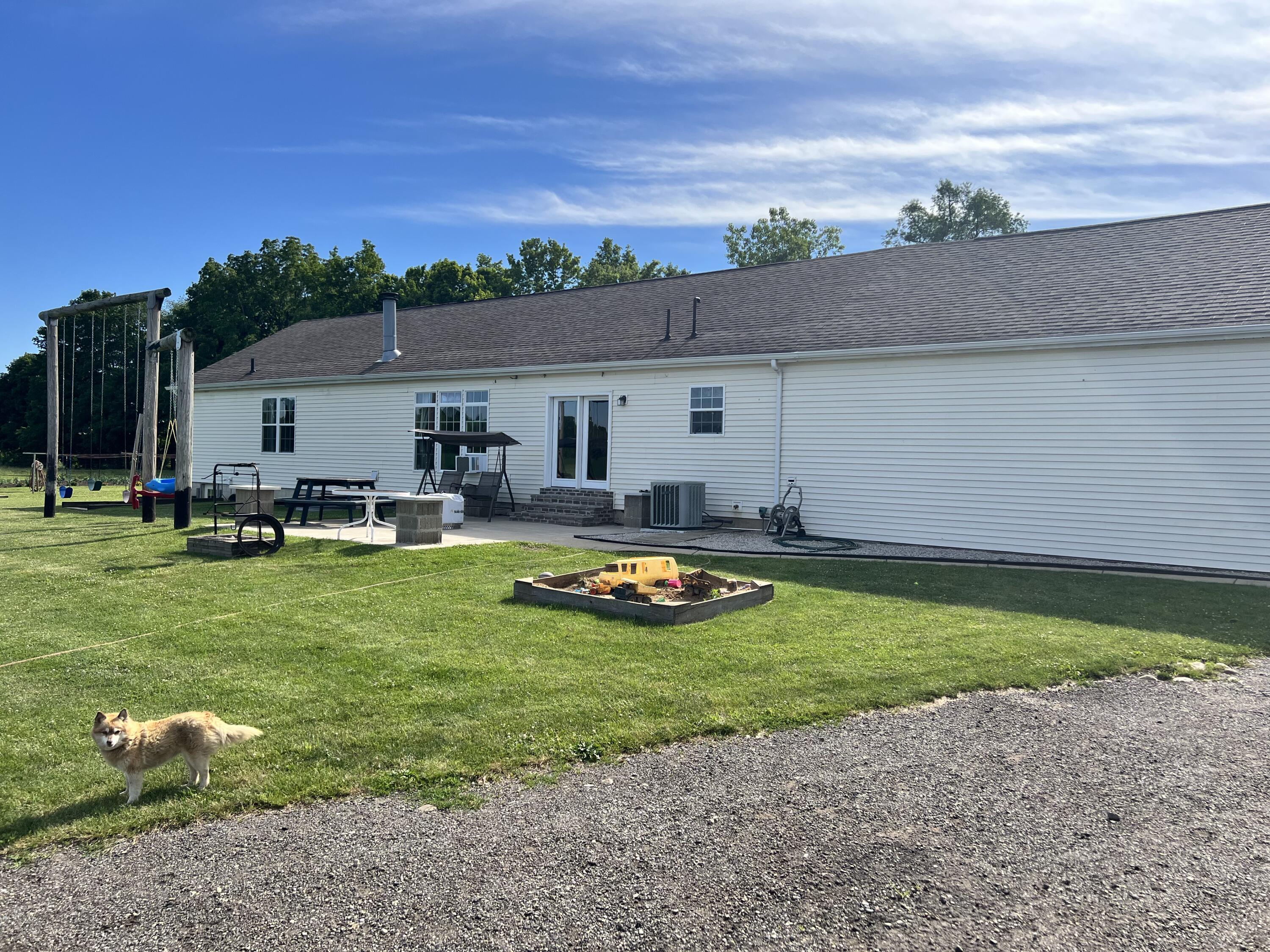 61169 Youngman Road Three Rivers, MI 49093 - Photo 21 of 28 IMG_2391