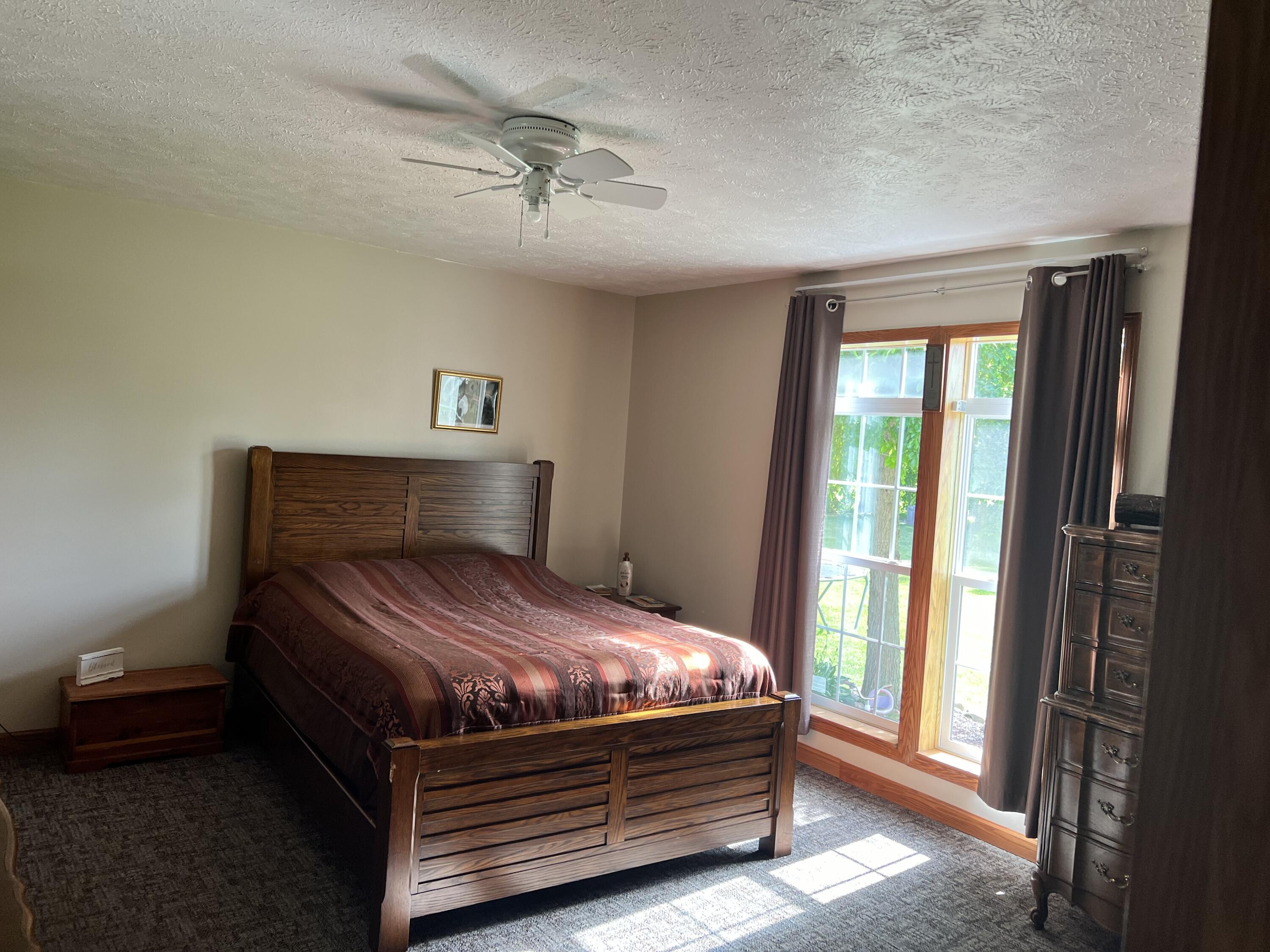 61169 Youngman Road Three Rivers, MI 49093 - Photo 9 of 28 IMG_2376