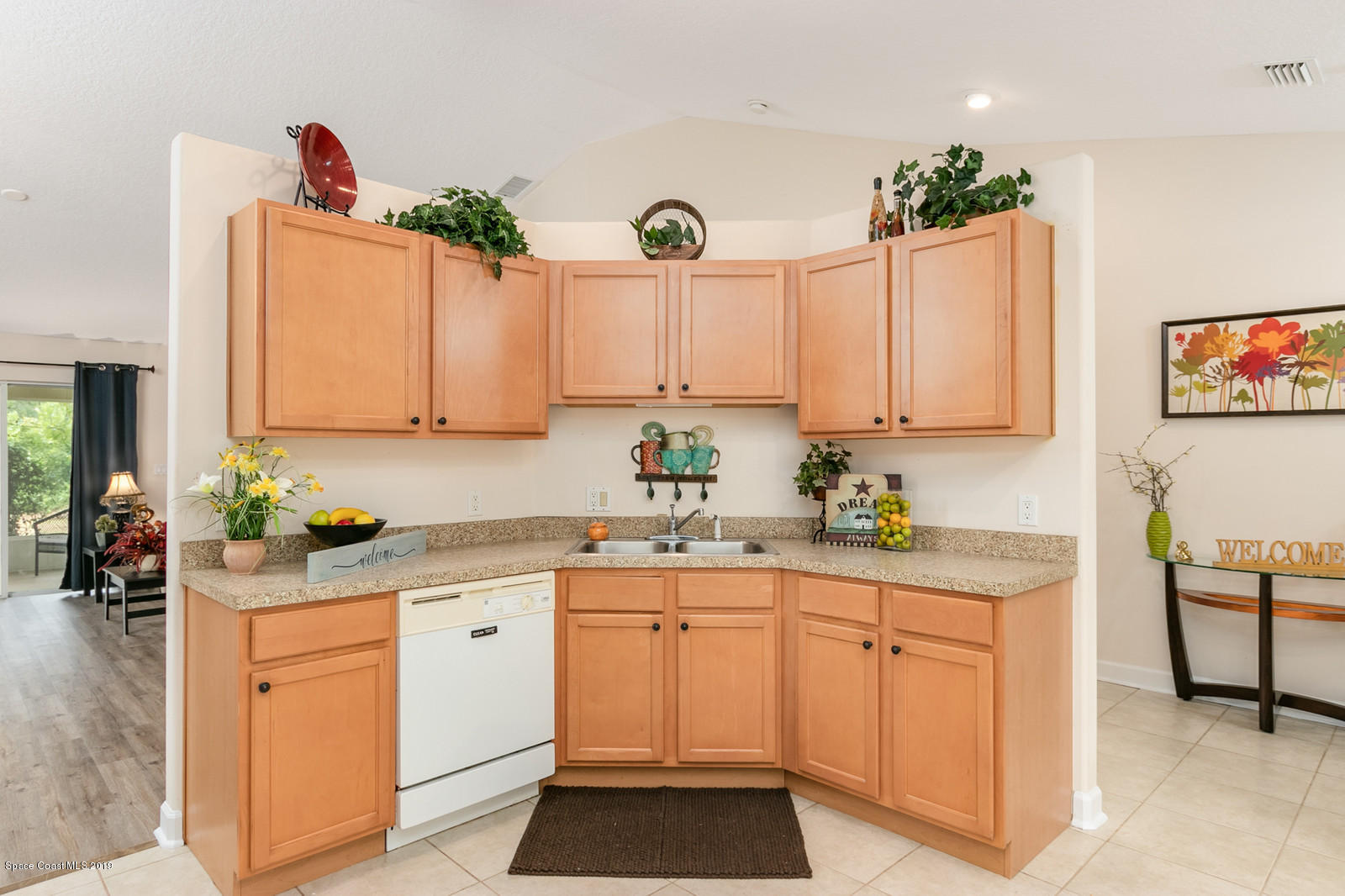 171 Haines Road Southwest Palm Bay, FL 32908 - Photo 8 of 26 Kitchen