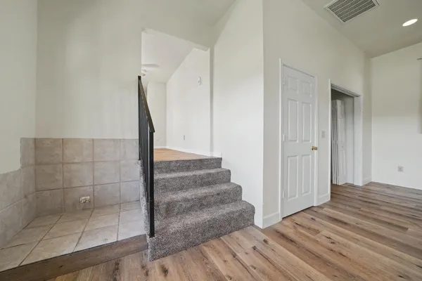 $369,000 | 2611 Hart Vickson Lane, Valley Springs, CA 95252