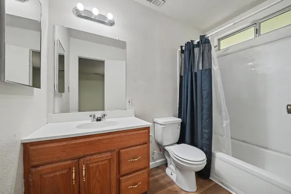 $369,000 | 2611 Hart Vickson Lane, Valley Springs, CA 95252