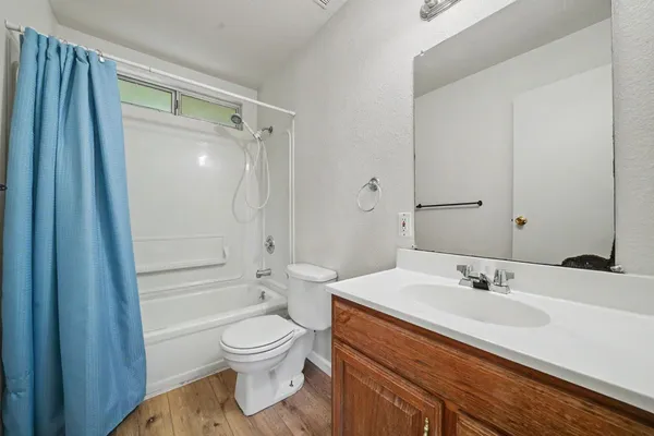 $369,000 | 2611 Hart Vickson Lane, Valley Springs, CA 95252