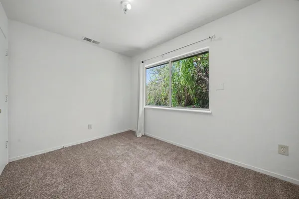 $369,000 | 2611 Hart Vickson Lane, Valley Springs, CA 95252