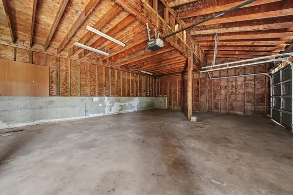 $369,000 | 2611 Hart Vickson Lane, Valley Springs, CA 95252