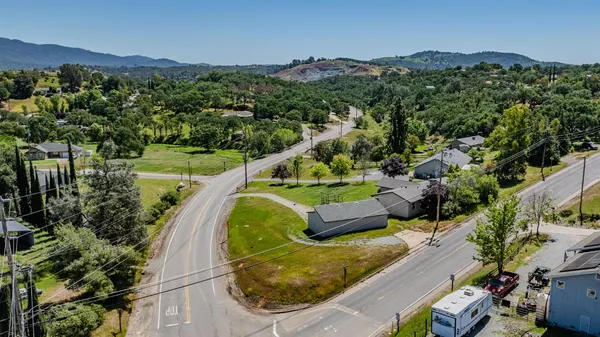 $369,000 | 2611 Hart Vickson Lane, Valley Springs, CA 95252