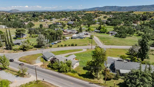 $369,000 | 2611 Hart Vickson Lane, Valley Springs, CA 95252