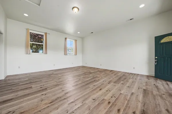 $369,000 | 2611 Hart Vickson Lane, Valley Springs, CA 95252