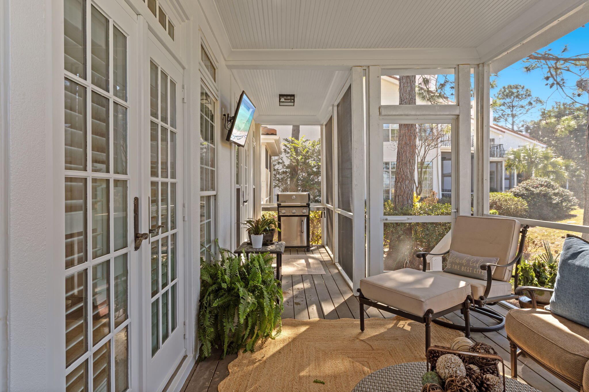 55 Vantage Point Miramar Beach, FL 32550 - Photo 30 of 38 a view of a livingroom with furniture and a potted plant