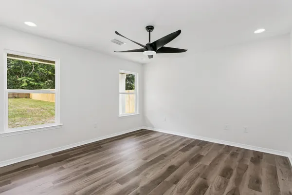 $232,897 | 8084 3rd Street, Laurel Hill, FL 32567