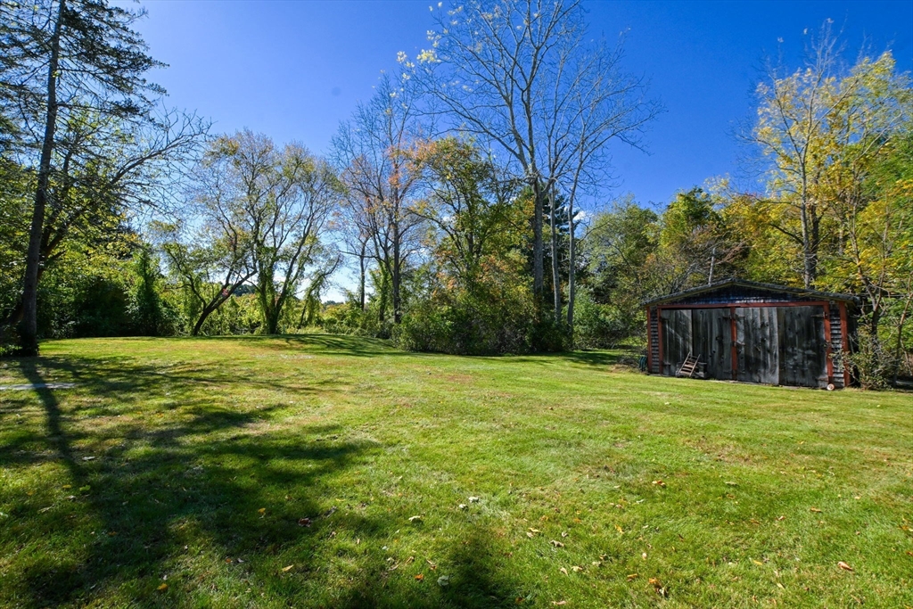 363 Main Street Acushnet, MA 02743 - Photo 29 of 35