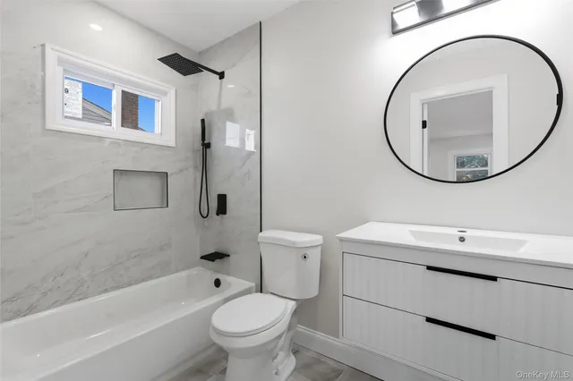 $653,000 | 792 Glendale Road, West Babylon, NY 11704