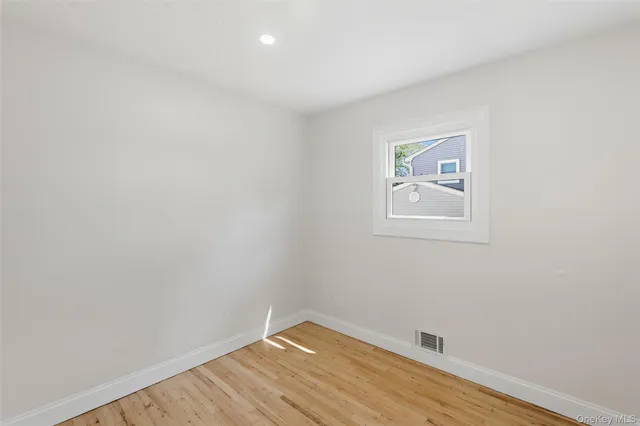 $653,000 | 792 Glendale Road, West Babylon, NY 11704