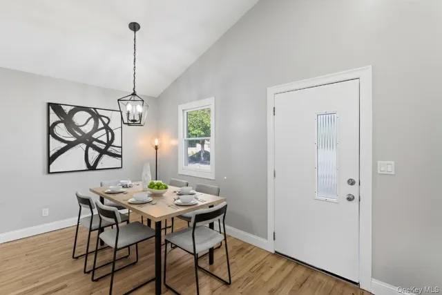 $653,000 | 792 Glendale Road, West Babylon, NY 11704