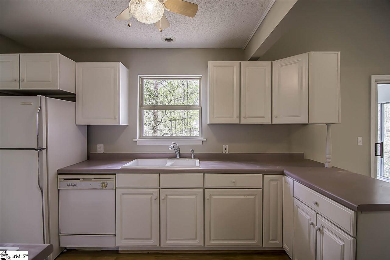 202 Indian Trail Road Seneca, SC 29672 - Photo 13 of 31 Gallery Image 13