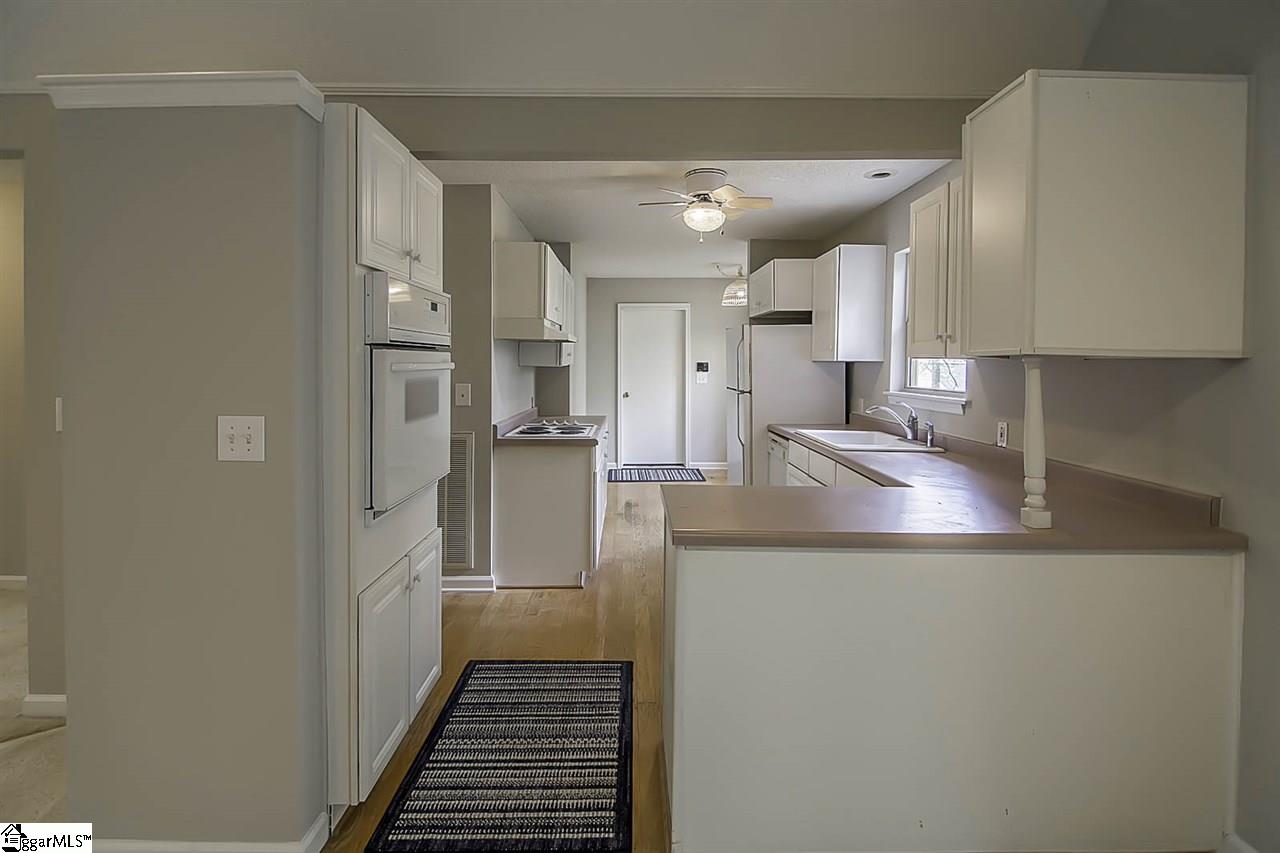 202 Indian Trail Road Seneca, SC 29672 - Photo 14 of 31 Gallery Image 14