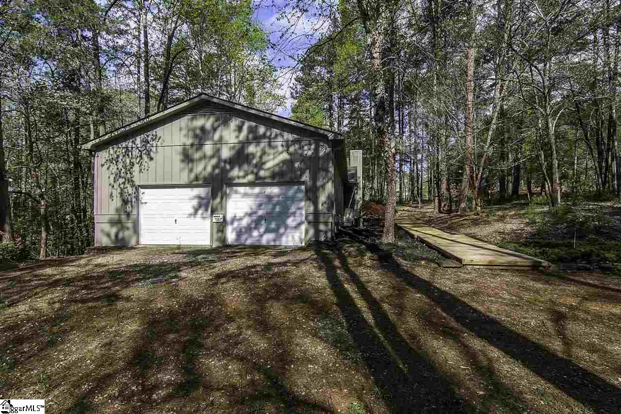 202 Indian Trail Road Seneca, SC 29672 - Photo 4 of 31 Gallery Image 4