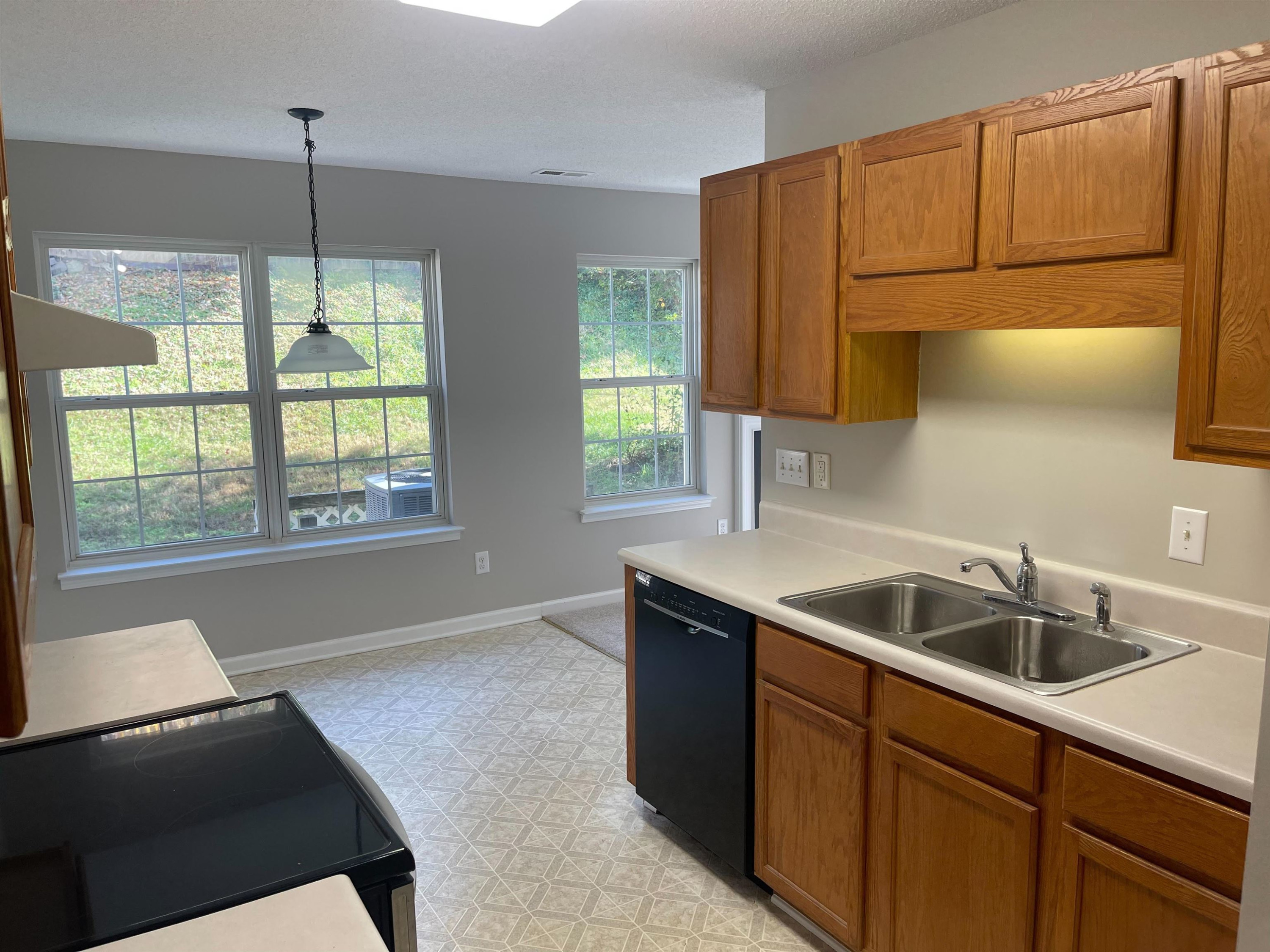 9108 Shallcross Way Raleigh, NC 27617 - Photo 5 of 14 Photo 5