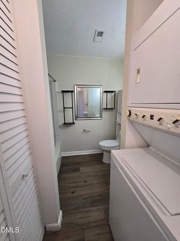 $1,255 | 3071 Huntleigh Drive, Raleigh, NC 27604