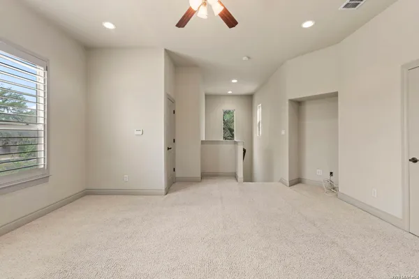 $995,900 | 8518 Wild Trace, Garden Ridge, TX 78266