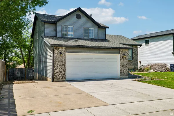 $480,000 | 1115 West 2600th Street North, Layton, UT 84041