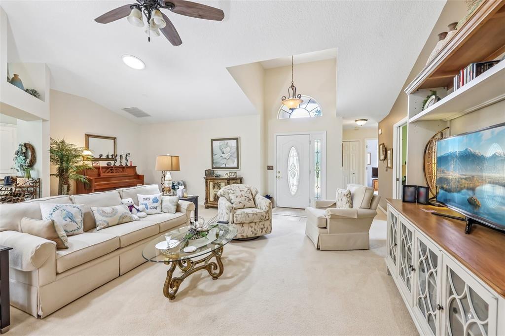 623 Juniper Way Tavares, FL 32778 - Photo 7 of 52