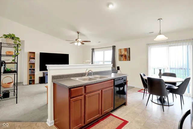 $250,000 | 2546 Bridlewood Drive, Franklin, IN 46131