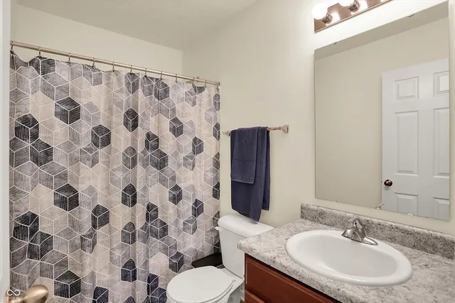 $250,000 | 2546 Bridlewood Drive, Franklin, IN 46131