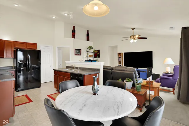 $250,000 | 2546 Bridlewood Drive, Franklin, IN 46131