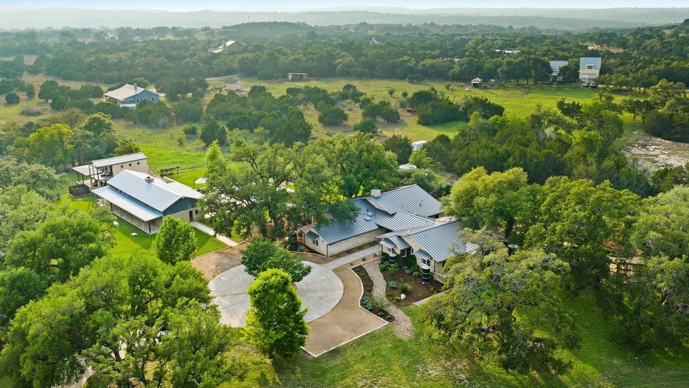 1900 Pursley Road Dripping Springs, TX 78620 - Photo 4 of 40
