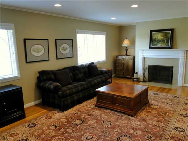 2866 Margate Road Upper Arlington, OH 43221 - Photo 3 of 17