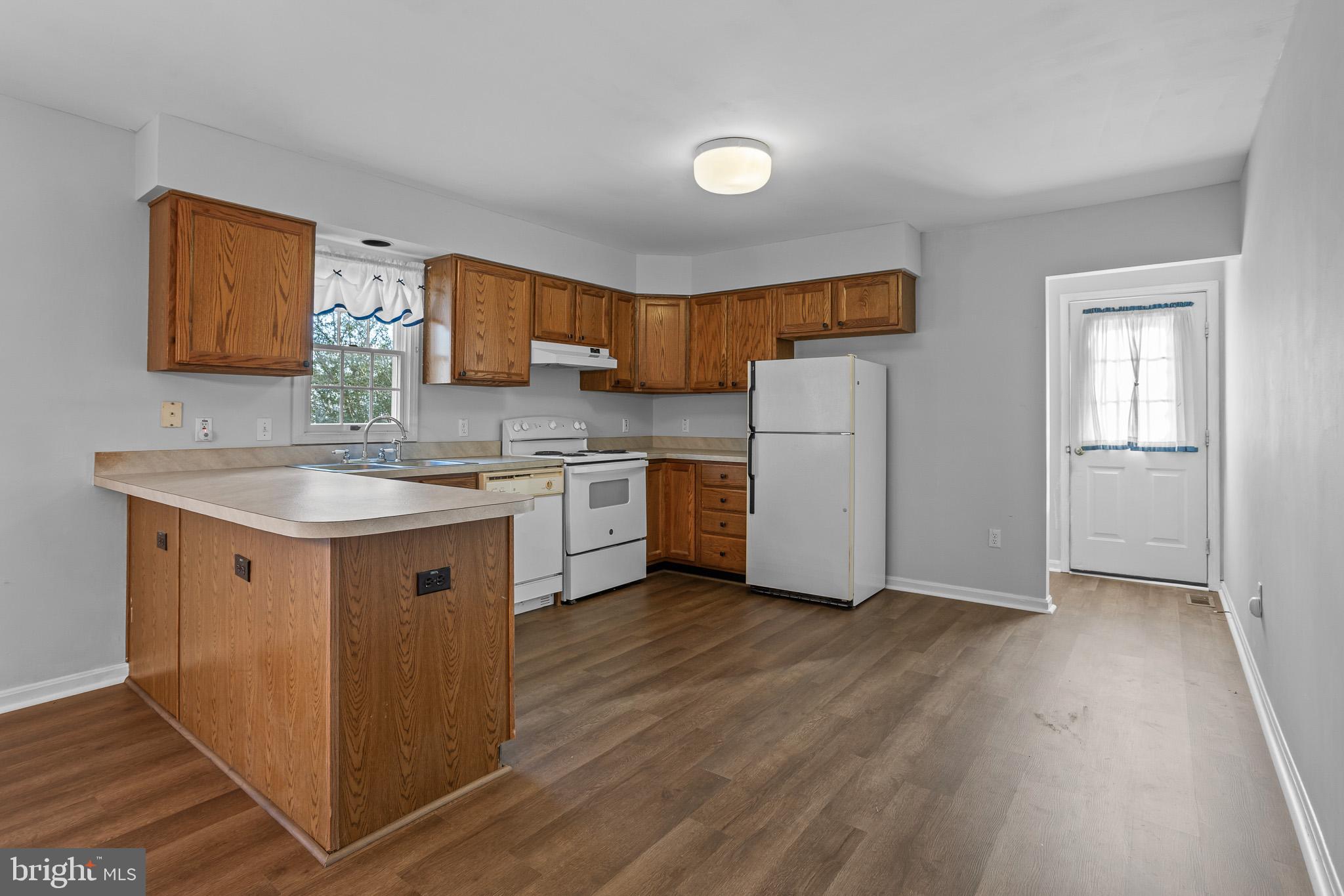 3910 Oyster House Road Broomes Island, MD 20615 - Photo 7 of 31