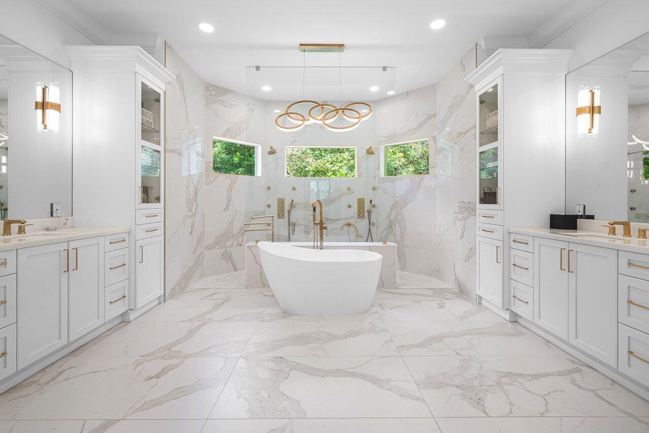 11871 160th Road North Jupiter, FL 33478 - Photo 21 of 66 Primary Ensuite