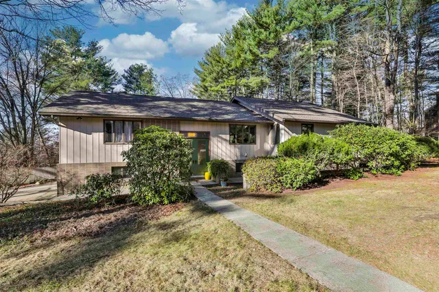 $725,000 | 125 Lille Road, Nashua, NH 03062