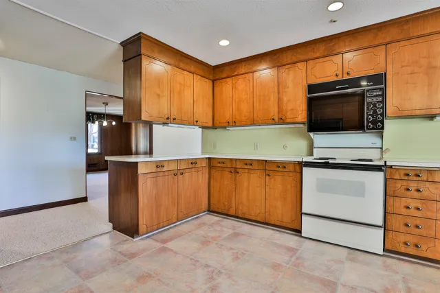 $725,000 | 125 Lille Road, Nashua, NH 03062