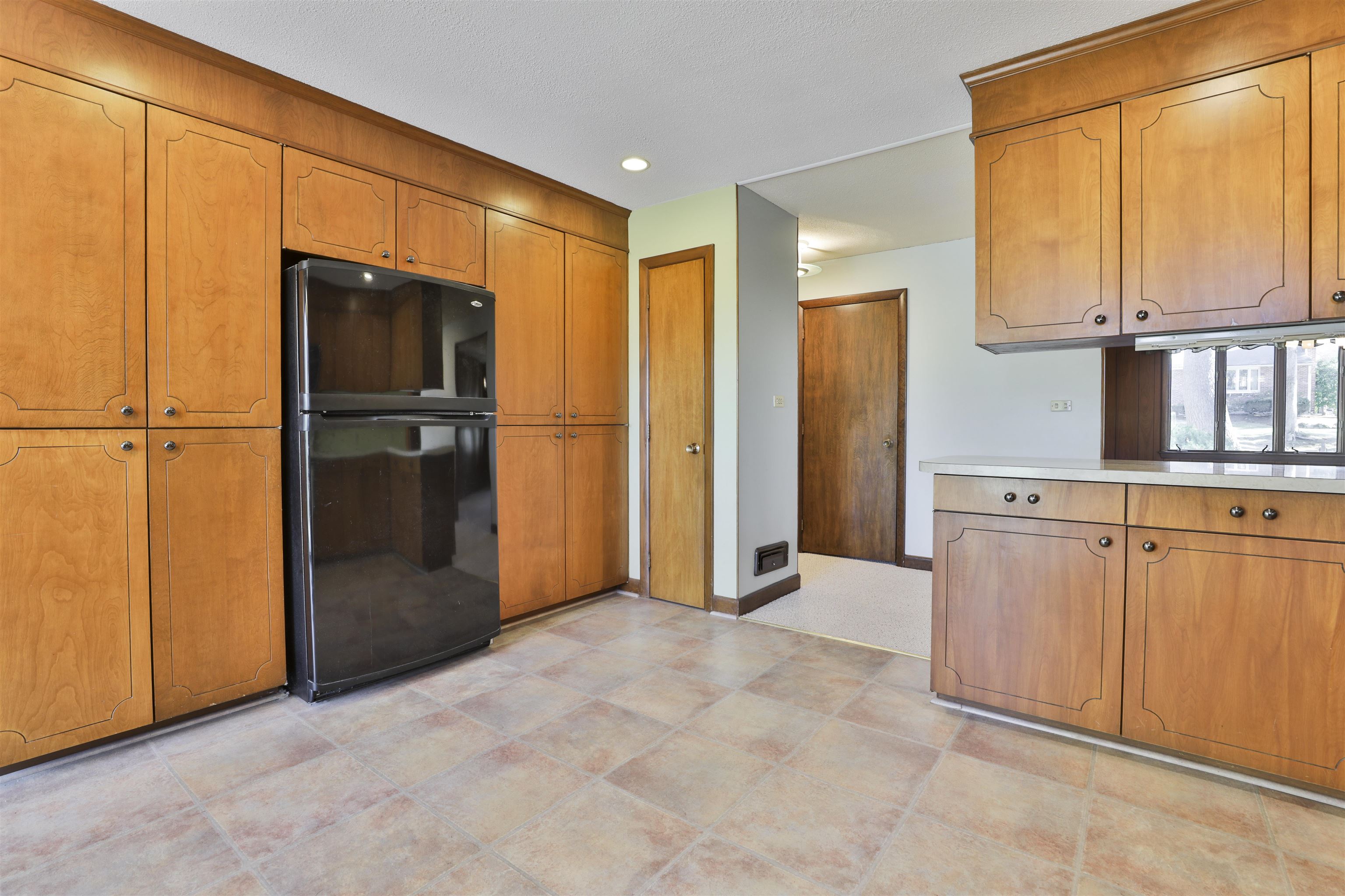 125 Lille Road Nashua, NH 03062 - Photo 23 of 47