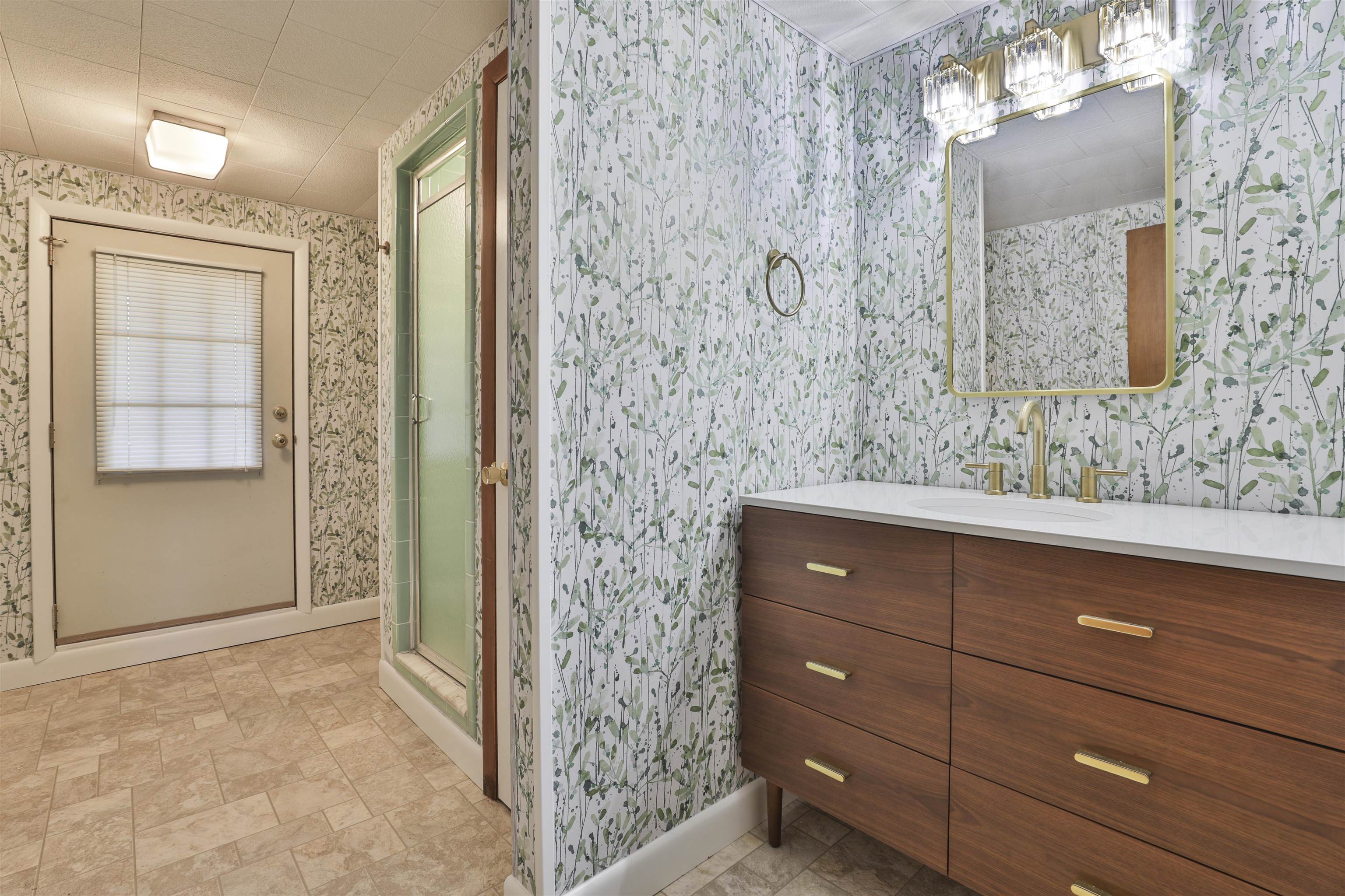 125 Lille Road Nashua, NH 03062 - Photo 43 of 47