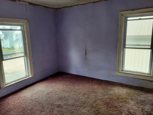 $29,500 | 143 1st Avenue Southeast, Wells, MN 56097