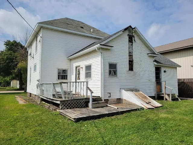 $29,500 | 143 1st Avenue Southeast, Wells, MN 56097