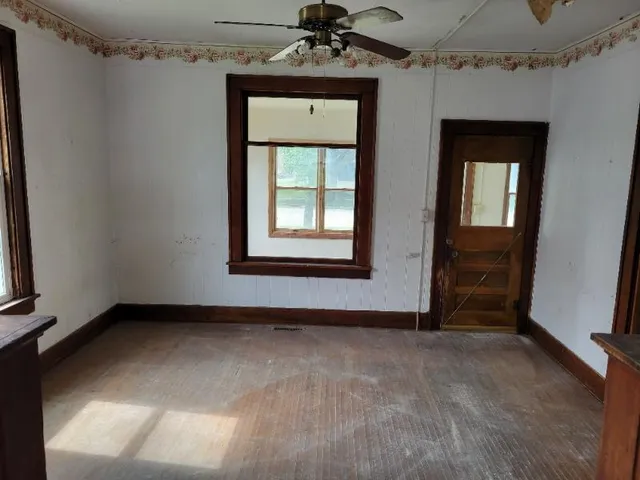 $29,500 | 143 1st Avenue Southeast, Wells, MN 56097