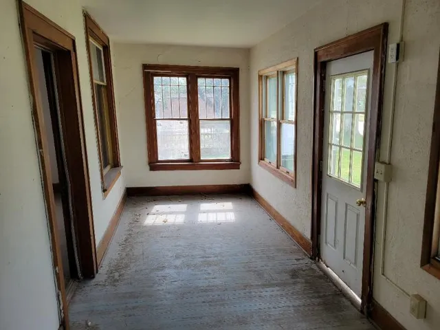 $29,500 | 143 1st Avenue Southeast, Wells, MN 56097