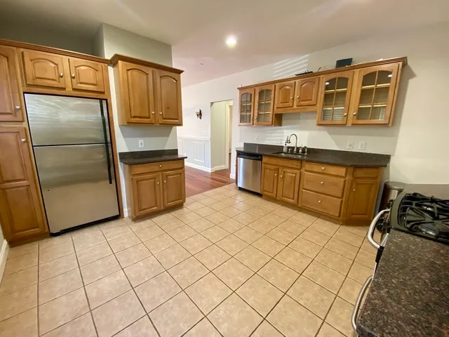 $2,900 | 38 Trident Avenue, Unit 1, Winthrop, MA 02152