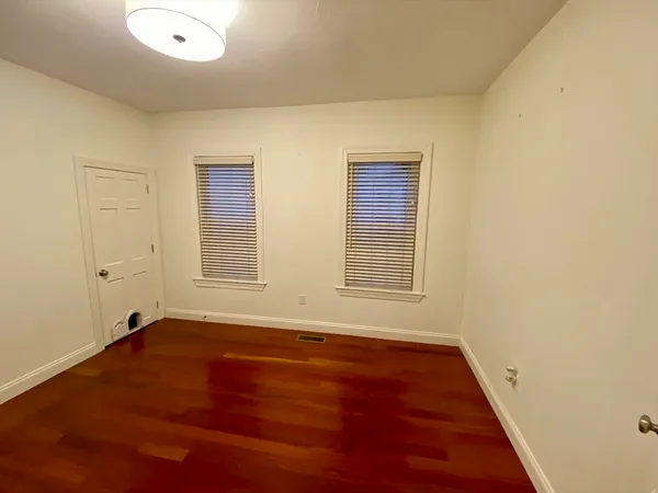 $2,900 | 38 Trident Avenue, Unit 1, Winthrop, MA 02152