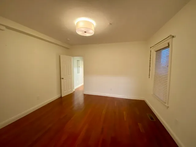 $2,900 | 38 Trident Avenue, Unit 1, Winthrop, MA 02152